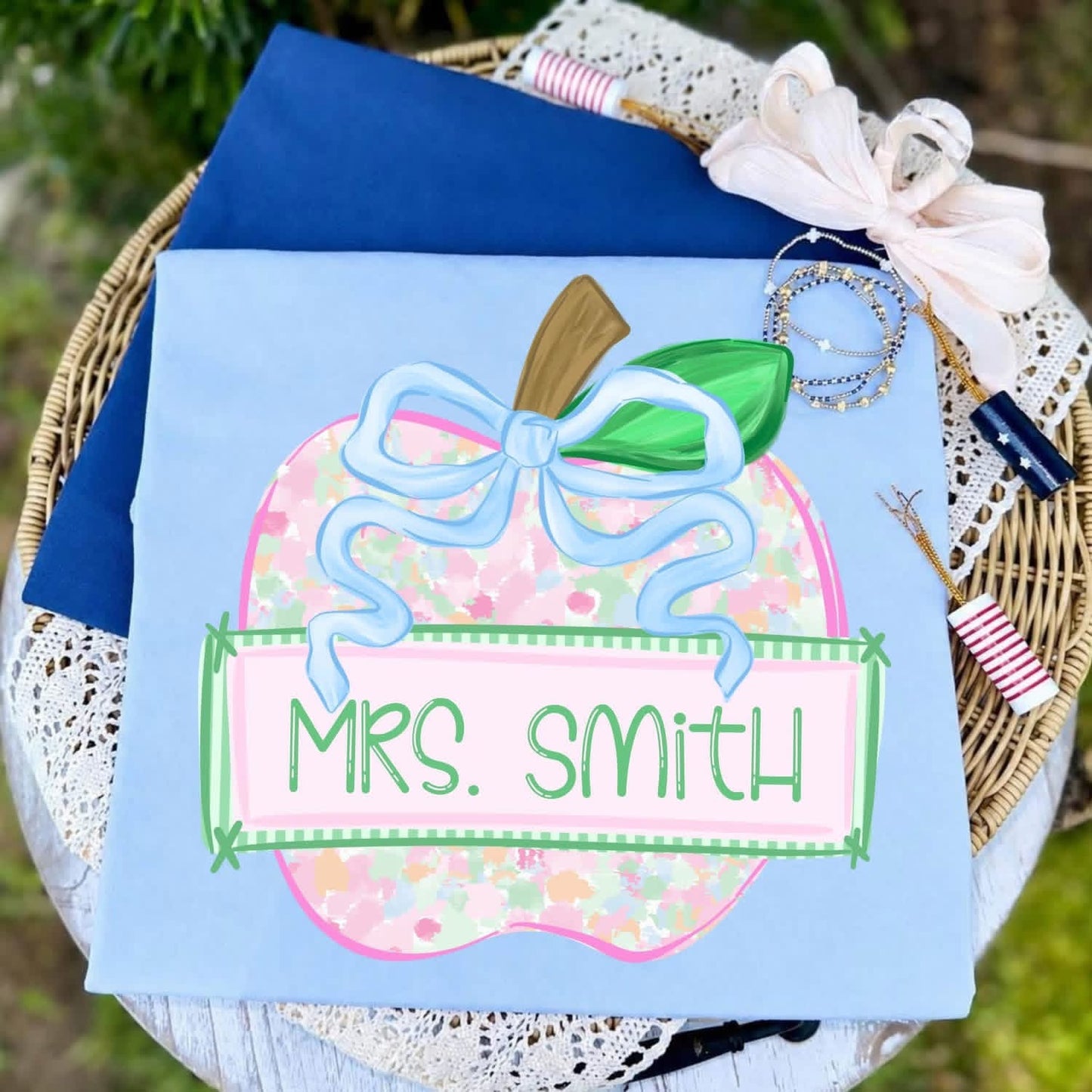 CUSTOM APPLE NAME PLATE | DTF TRANSFER