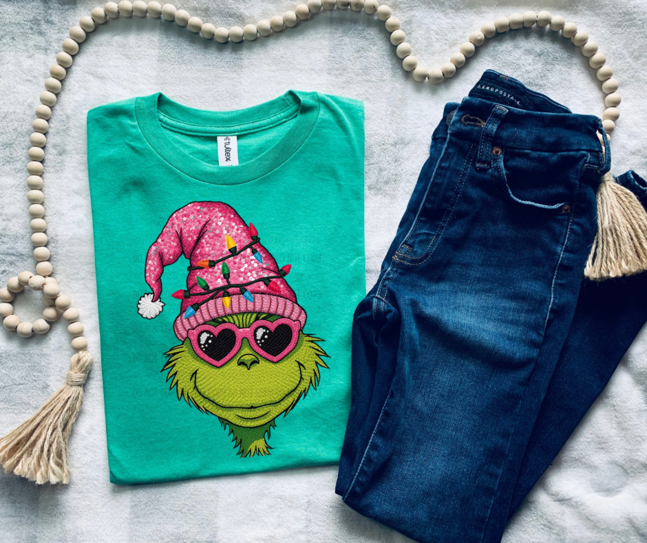 GREEN WITH PINK HAT AND LIGHTS | DTF TRANSFER