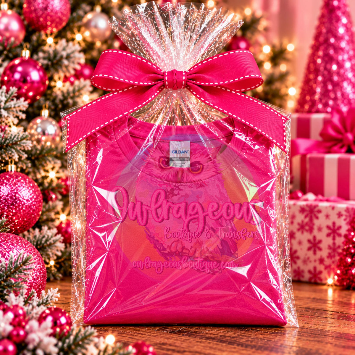 GILDAN PINK | MOCKUP DIGITAL DOWNLOAD