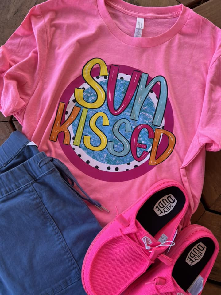 SUN KISSED NEON DOTTED COMPLETED TEE - Wholesale