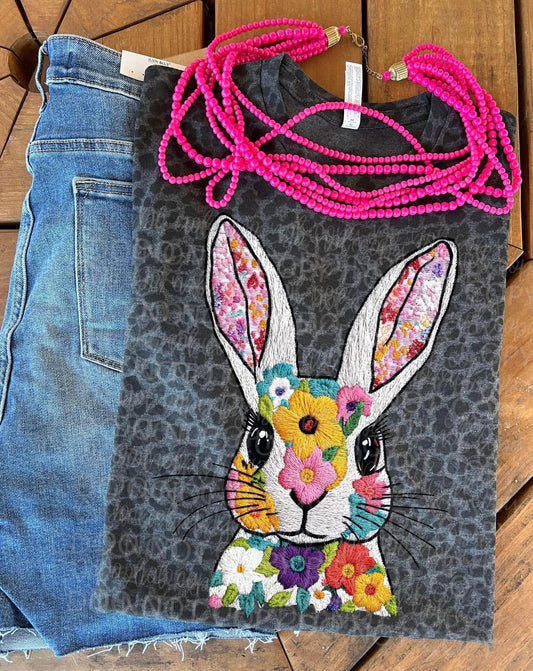 Faux Embroidery Bunny LAT leopard | wholesale COMPLETED TEE