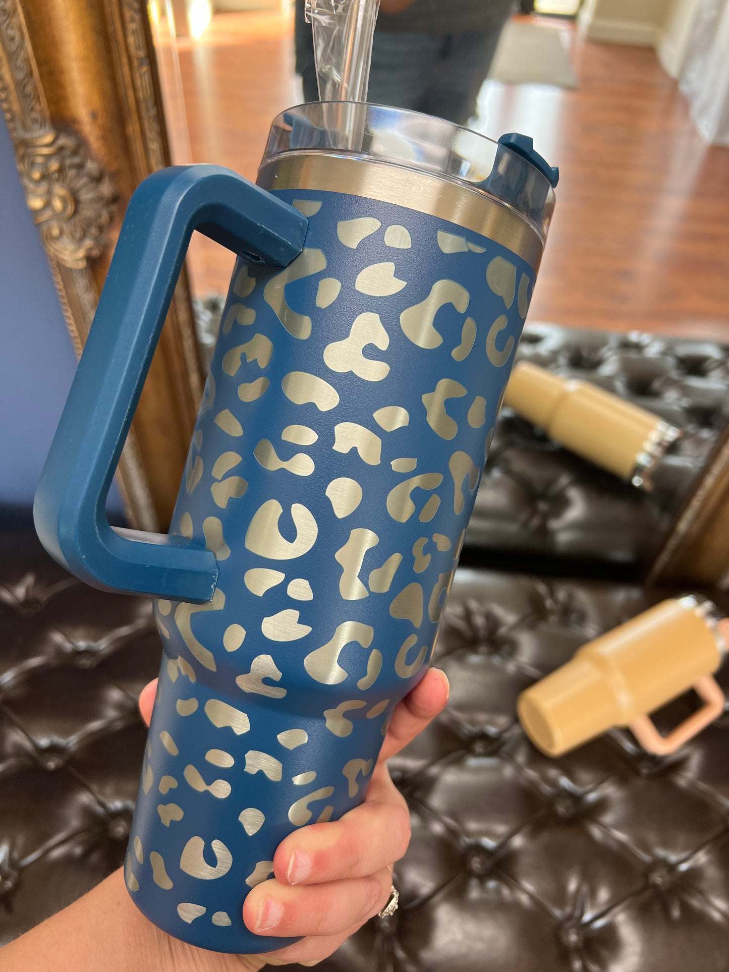 IN stock 40 oz tumblers (leopard, Cow, Solid)